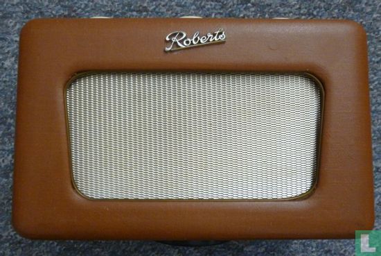 Roberts R300 radio