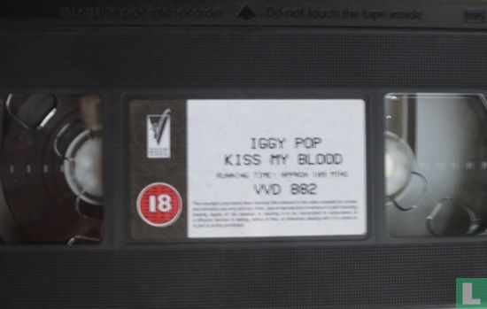 Kiss my Blood - Bild 3