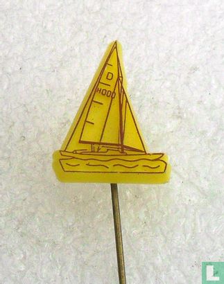 Sailboat D H000 [brown on yellow]