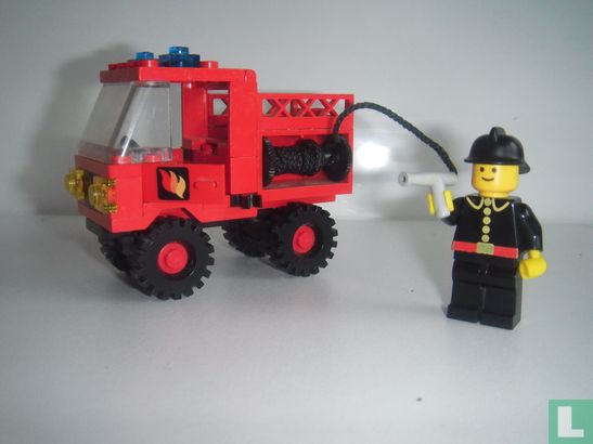 Lego 6650 Fire and Rescue Van - Image 2