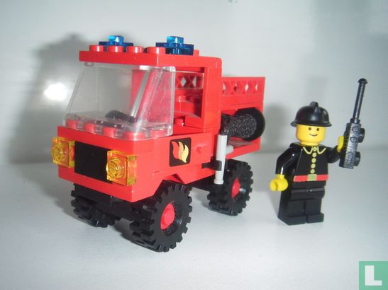 Lego 6650 Fire and Rescue Van - Image 3