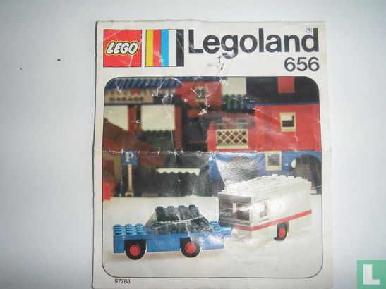 Lego 656 Car and Caravan - Image 1