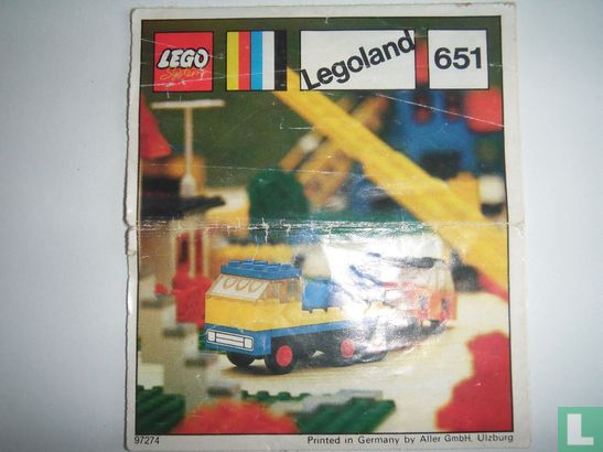 Lego 651-1 Tow Truck and Car - Image 1