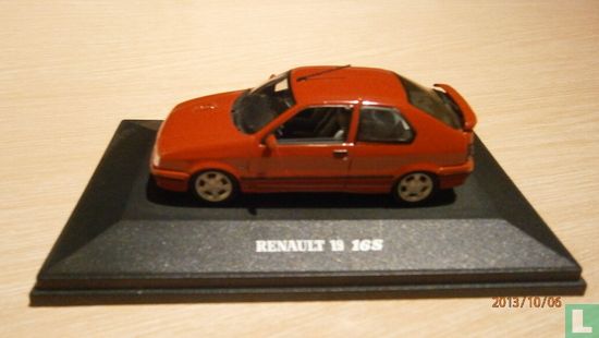 Renault 19 16V "Phase II" - Afbeelding 1