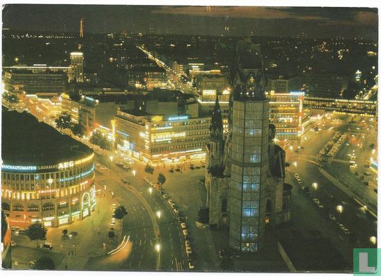 Berlin - Blick vom Europa-Center auf Gedächtnis-Kirche und Kurfürstendamm - Afbeelding 1