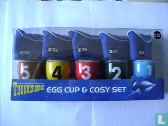 Thunderbirds Egg Cup & Cosy Set - Image 1