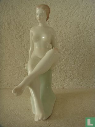 Vrouwelijk naakt zittend - Afbeelding 1