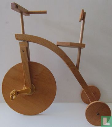 Wooden tricycle - Image 2