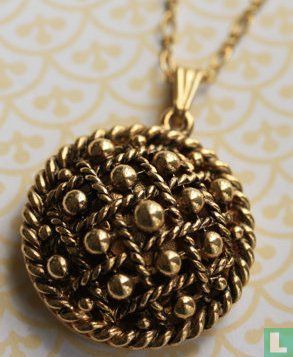 Gold Studded Locket Necklace - Bild 1
