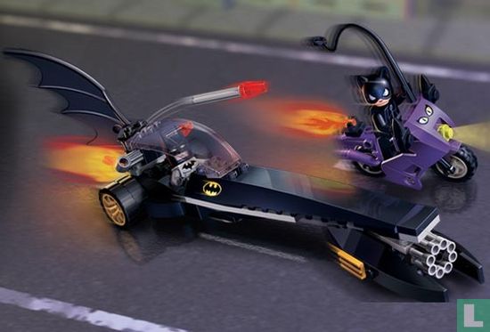Lego 7779 The Batman Dragster: Catwoman Pursuit - Afbeelding 3