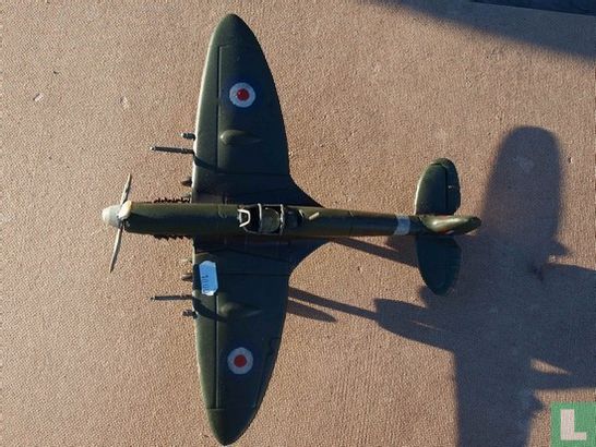 Supermarine Spitfire - Bild 3
