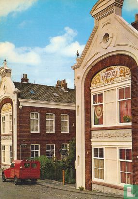 Dordrecht, Hallincqhof aan de Groenendijk - Image 1