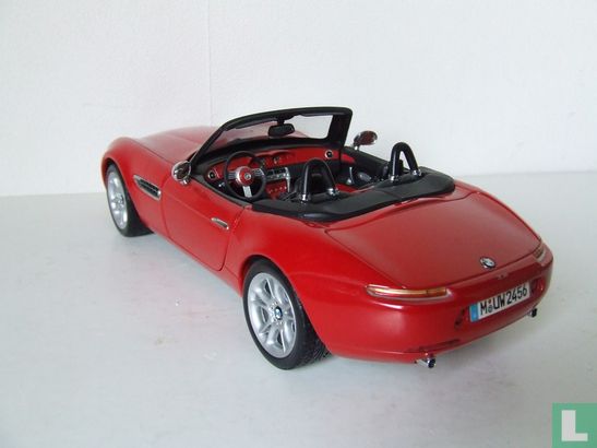 BMW Z8 - Image 3