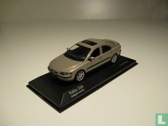 Volvo S60 - Image 1