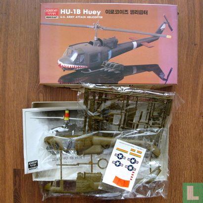 Huey HU-1B U.S. Army Attack Helicopter - Bild 2