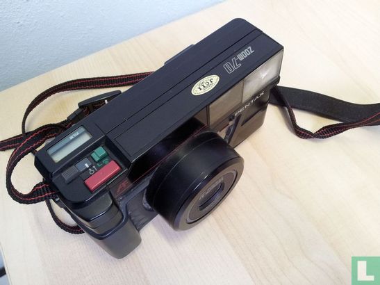 Pentax Zoom-70 - Image 3