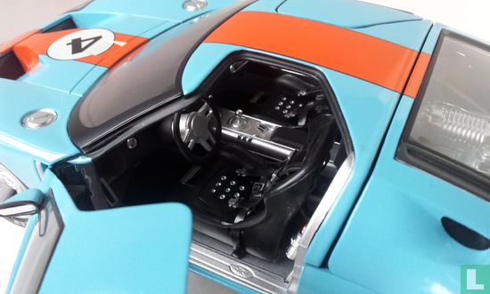 Ford GT concept (gulf colors) - Image 2