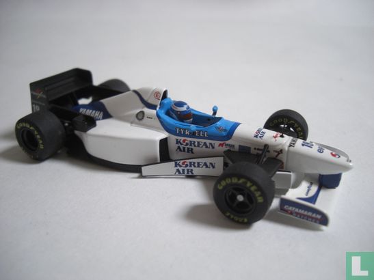 Tyrrell 024 - Yamaha