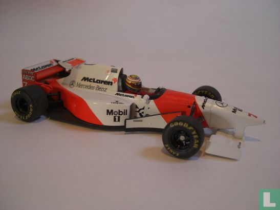 McLaren MP4/10 - Mercedes