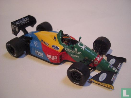 Benetton B188 - Ford