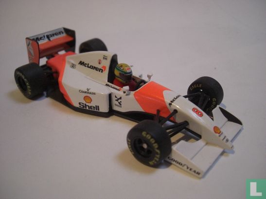 McLaren MP4/8 - Ford