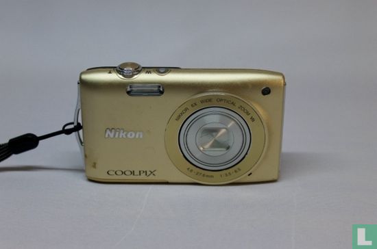 Coolpix S3300 - Image 1