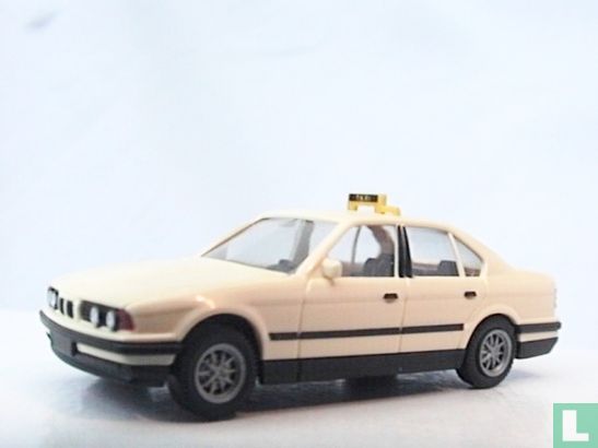 BMW 520i taxi - Afbeelding 2