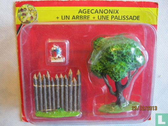 Agecanonix + un arbre + une palissade - Afbeelding 1