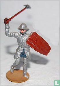 Knight with battle hammer