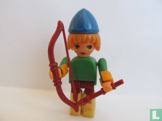 Viking with bow and arrow - Image 1
