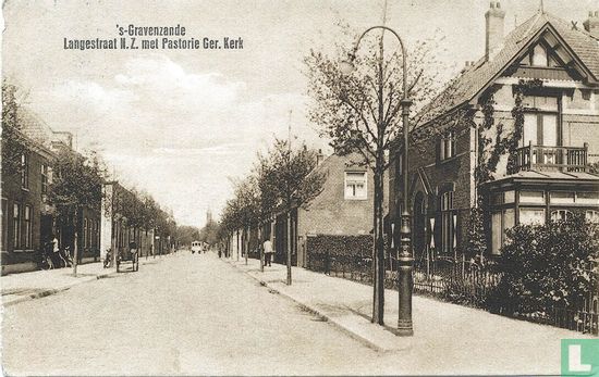 's-Gravenzande Langestraat N.Z. met Pastorie Ger. Kerk - Image 1