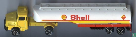 Scania tanker 'Shell'