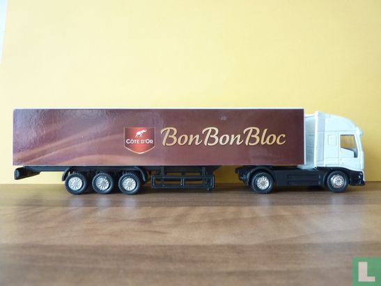 Scania 1040 'Cote D'Or Bon Bon Bloc' - Afbeelding 2