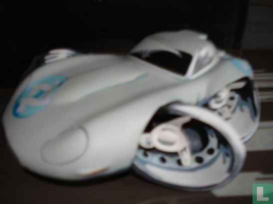 Jaguar-E-Type - Image 2