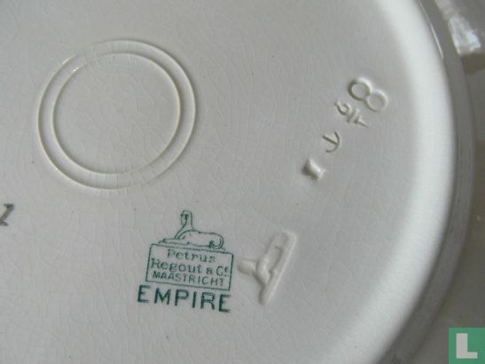 L'Empire - Image 2