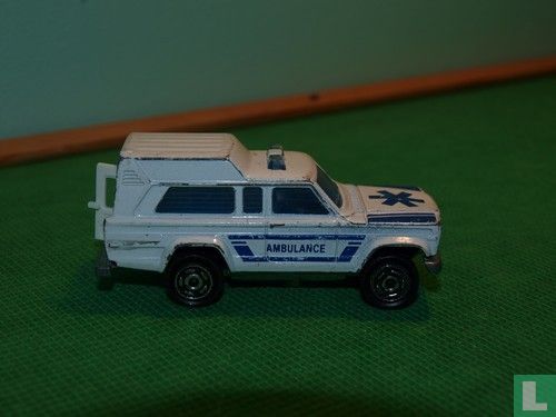 Jeep Ambulance - Afbeelding 1