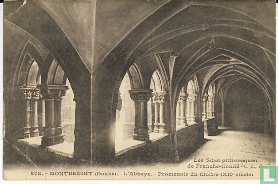 L'Abbaye - Promenoir du Cloître