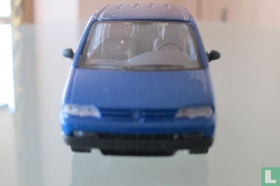 Peugeot 806 - Image 2