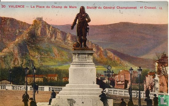 La place du Champ de Mars - Statue du Général Championnet et Crussol