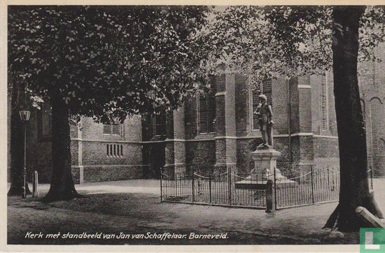 Kerk met standbeeld van Jan van Schaffelaar. Barneveld - Bild 1