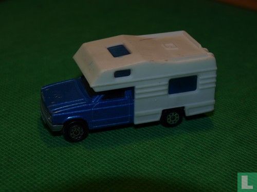 Camping-car Miniature Majorette N°278 - Années 80 - Échelle 1:60 - Vert - Occasion Vintage