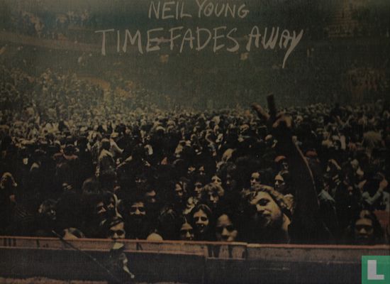 Time Fades Away - Afbeelding 1