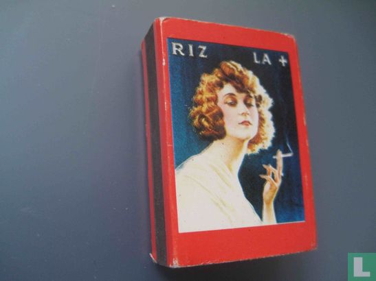Rizla "dame met sigaret"