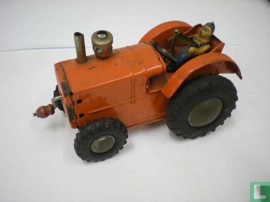 Metalen tractor