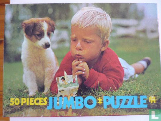 Jongen met hond en bootje - Afbeelding 1