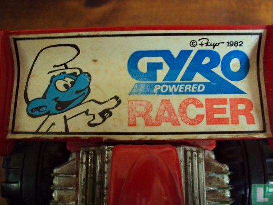 Smurf in a racing car - Image 2