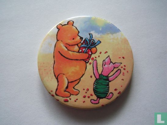Winnie the Pooh met cadeau