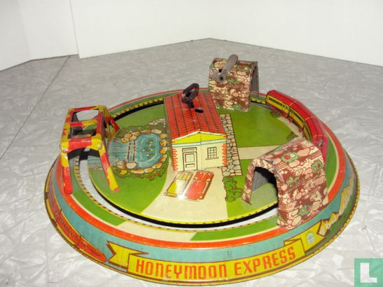 Marx Wind Up Glendale Station Honeymoon Express  - Image 2