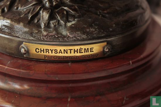 Lamp op beeld Chrysanthème Gesigneerd L. Guillemin   - Image 3