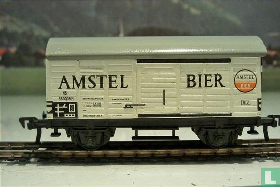 Gesloten wagen NS "Amstel"